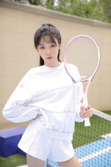 成 人 免 费 黄 色